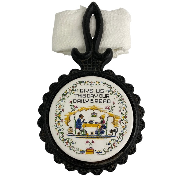 Vintage Cast Iron Trivet 3 Footed Cottage-core Give Us This Day Our Daily Bread - Picture 1 of 10